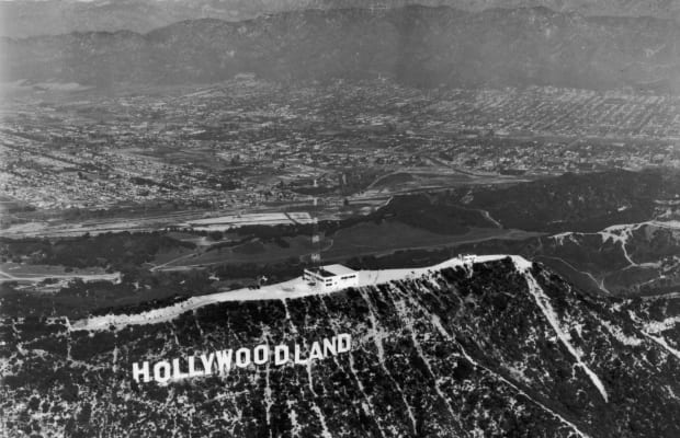 hollywoodland sign